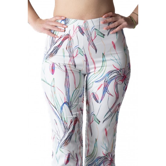 Pantaloni Dama Albi Evazati Cu Motive Florale Pantaloni Dama Albi Evazati Cu Motive Florale