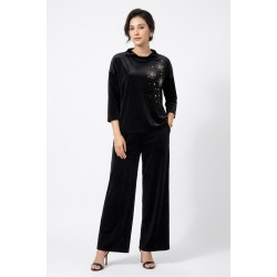 Compleu Dama Catifea Neagra cu Perle - Talie 100-128, Bust 127 Compleu Dama Catifea Neagra cu Perle - Talie 100-128, Bust 127